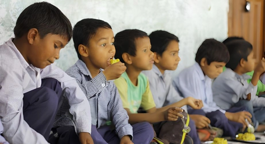  Nutrition Support for Students